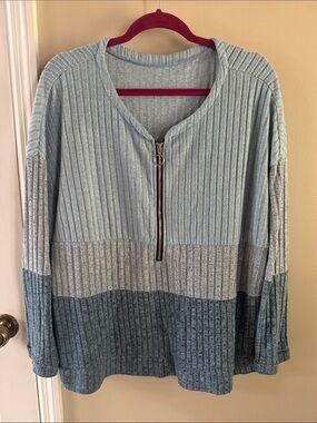 Colorblock Ribbed Half-Zip Pullover Top 3/4 Sleeve- Light Blue/Gray/Dark Blue